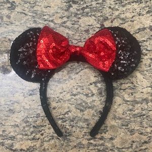 Minnie Mouse Ears